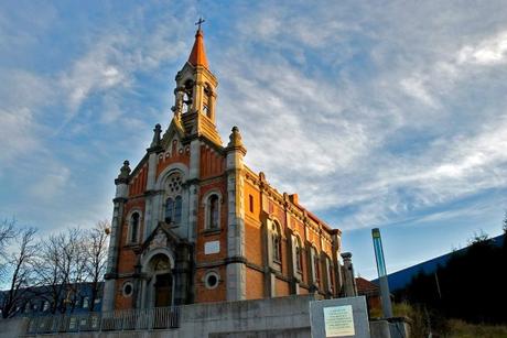 Spagna, la chiesa centenaria diventata pista di skate