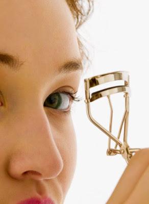 5 prodotti must have per un make up delle Feste perfetto!