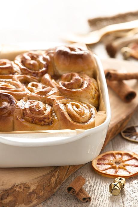 CINNAMON ROLLS VEGAN