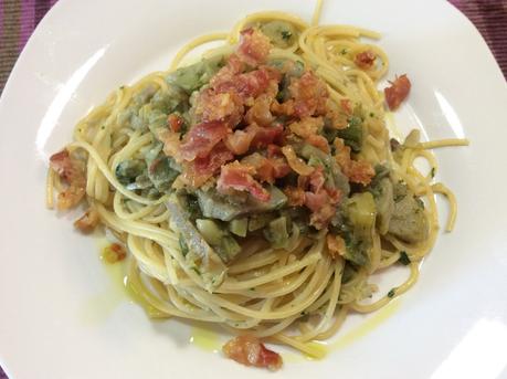 SPAGHETTI CARCIOFI E PANCETTA CROCCANTE