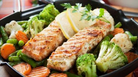 ricette dieta detox pesce alla griglia con contorno di broccoli e carote dieta detox dieta detox delle feste dieta detox natale cibi disintossicanti cibi detox fini sani come funziona la dieta detox cosa mangiare durante la dieta cibi dietetici ricette light healthy food detox food detox salad detox diet how to works detox diet mariafelicia magno fashion blogger colorblock by felym fashion blog italiani fashion blogger italiane blog di moda blogger italiane di moda fashion blogger bergamo fashion blogger milano fashion bloggers italy italian fashion bloggers influencer italiane italian influencer