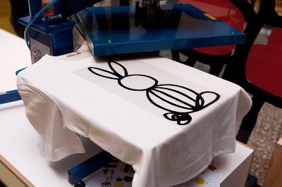 Questo Natale arrivano a Milano le T-shirt MARNI da personalizzare‏