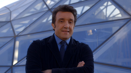 Flavia Insinna conduce Boss in incognito