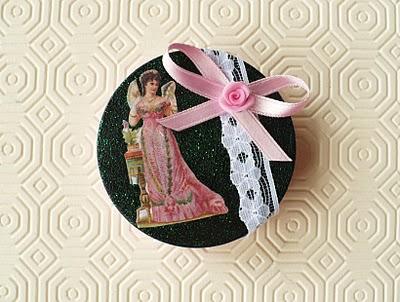 Video Tutorial: decorazione scatola porta caramelle - decoration of a sweets holder