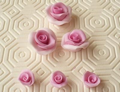 Video tutorial: Roselline in Pasta di Mais - Roses of maize dough