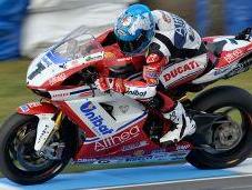 Bandiera nera Biaggi gara mondiale Superbike Donington Park