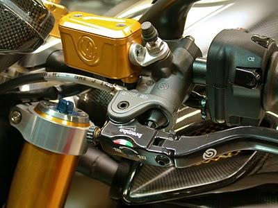 MV Agusta Brutale 1133 Evo-CA