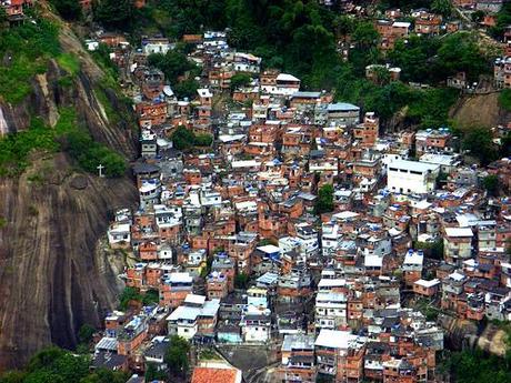 Controcanto-Favela di tufo