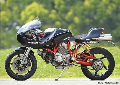 Ducati MH 900 E by La Bellezza