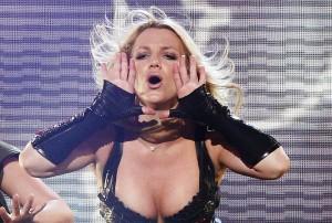Britney Spears poco Femme e poco Fatale