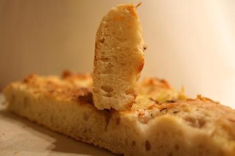 Focaccia con il rinfresco della pasta madre