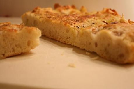 Focaccia con il rinfresco della pasta madre