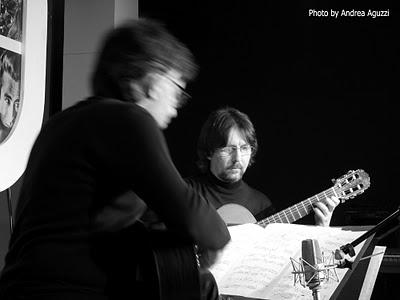 Foto del Concerto del Bach Guitar Duo allo Scarpon Live Club di Mestre, 22 marzo 2011