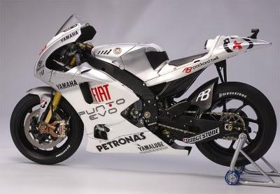 Yamaha YZR-M1 J.Lorenzo Estoril 2009 by Utage Factory House