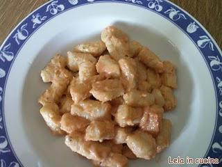 gnocchi di pane con crema di canellini e funghi porcini