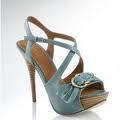 Nuova collezione  scarpe firmate Guess 2011..irresistibili!