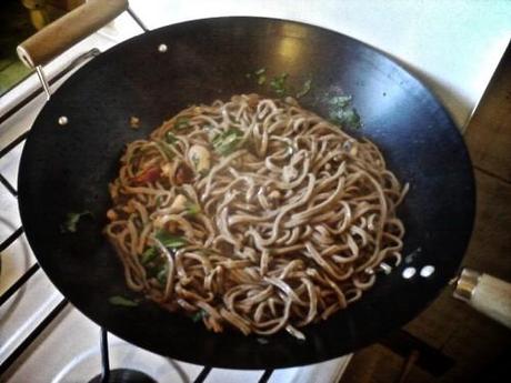 Maccheroni alla chitarra con seppie e pomodorini