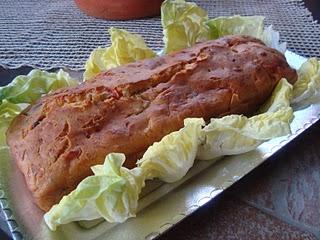 Plumcake salato con peperoni e cipollotti