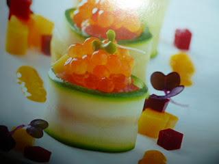 antipasti per natale - zucchine con tartare di tonno