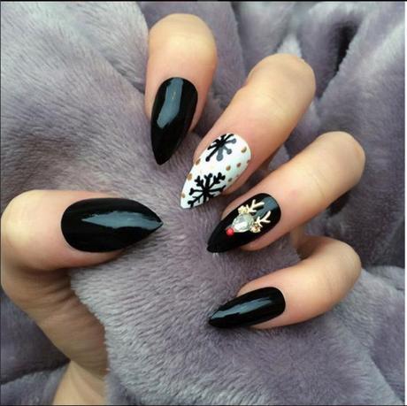 Le nail art migliori per prepararsi alle Feste!