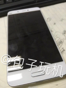 Xiaomi Mi5 si mostra in ulteriori immagini leaked