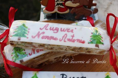 Un sereno Natale a tutti voi!! Torrone ben augurante!!