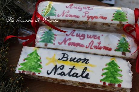 Un sereno Natale a tutti voi!! Torrone ben augurante!!