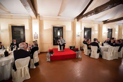 CERVESINA (pv). Cena di Natale di Confindustria Pavia e premio a Claudio Aggio al Castello di S.Gaudenzio.