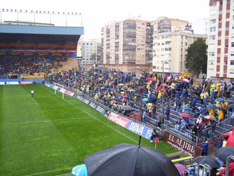 Il Cadice ipoteca la cantera a Siviglia e Villarreal