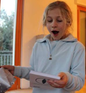 bellezza magica sorriso bambina...Valentina Natale riceve dalla mamma 