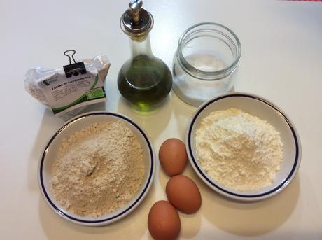 TAGLIATELLE CON FARINA DI CASTAGNE E PORCINI