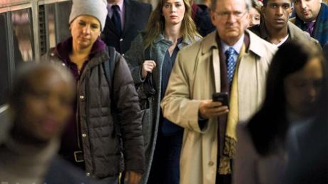 The Girl on the Train, prima immagine ufficiale con Emily Blunt