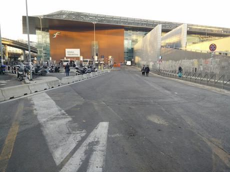 La chiusura di Via Masaniello. L'ennesimo sfregio alla Stazione Tiburtina, potenziale gioiello ridotto a schifo