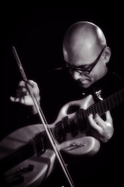 Andrea Centazzo e Pino Dieni allo Stones Cafè di Vignola (MO), 3 dicembre 2015, di Francesco Pullè