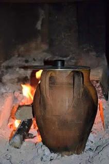 I fagioli cotti sul fuoco.