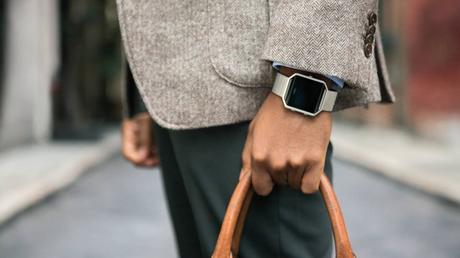 Anteprima Fitbit Blaze: smartwatch per sportivi al CES 2016