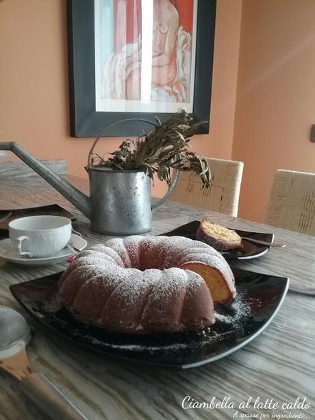 Ciambella al latte caldo