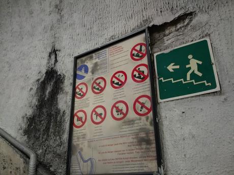 Stazione Flaminio sotto. L'inferno della fermata metro che serve Piazza del Popolo, Maxxi e Corso