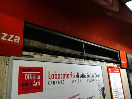 Stazione Flaminio sotto. L'inferno della fermata metro che serve Piazza del Popolo, Maxxi e Corso