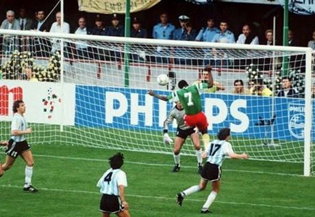 Il Vecchio, Il Matto e il Bambino, ovvero le storie di una calda estate italiana del 1990