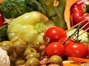 aumento dieta mediterranea, crescono consumi frutta olio oliva