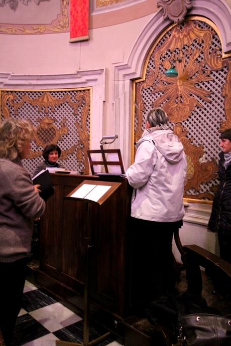 Oggi abbiamo eseguito alcuni brani liturgici più la messa in latino di O. Rosso nella bellissima chiesa del Santo Spirito, fronte Stringher, a Udine