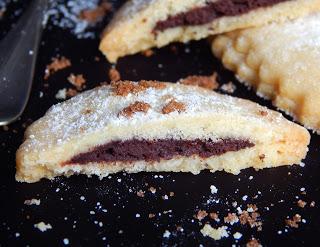 Biscotti di Kamut con ganache al caffè ed anice