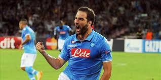 Higuain, straordinario cannoniere e vero trascinatore del Napoli Campione d'Inverno 2015/2016