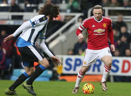 Newcastle-Manchester United 3-3: la doppietta di Rooney non basta, ora a Van Gaal si chiedono acquisti