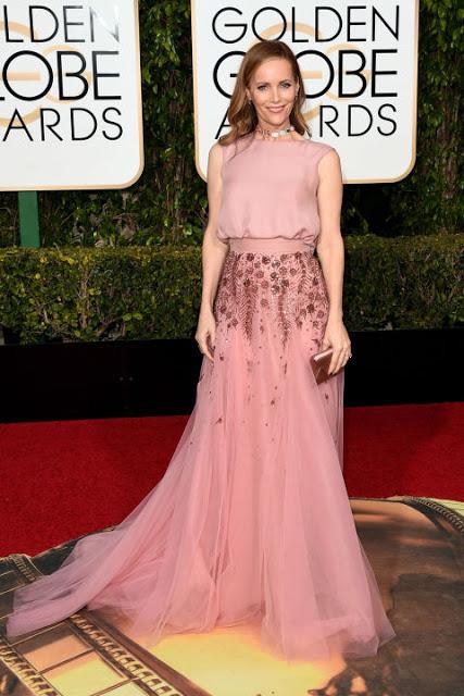 Leslie Mann Monique Lhullier Golden Globes 2016