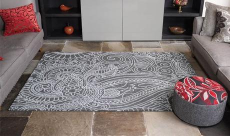 tappeto grigio disegno