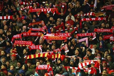 (VIDEO)The Kop singing 