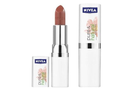 Ricevi e testa gratis un rossetto Nivea