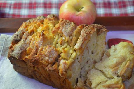 Pull apart bread vegan con mele e cannella